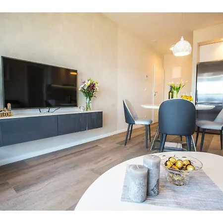 Uma Apartment *
