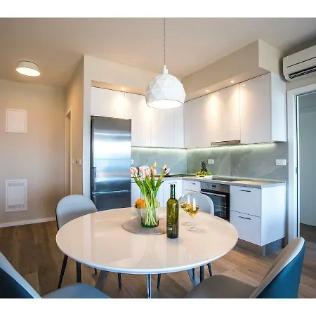 Uma Apartment *